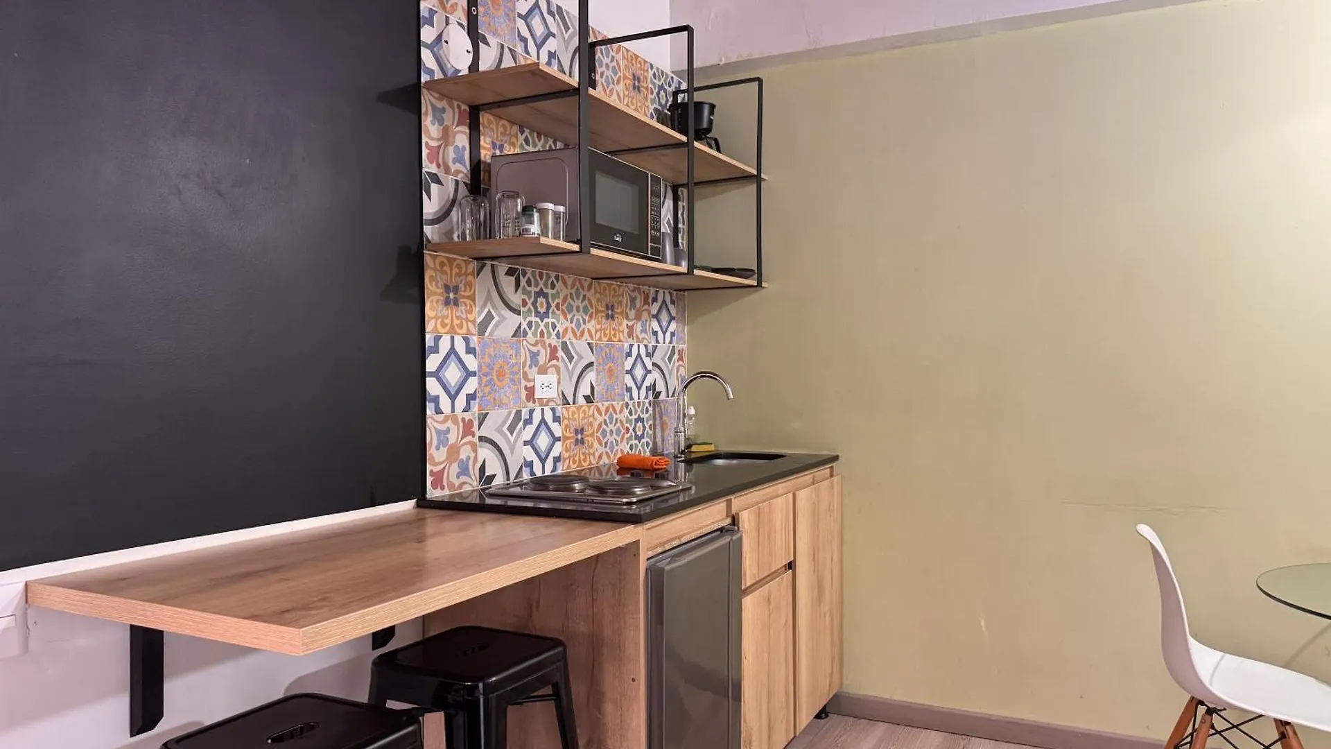 Alojamiento En Apartamento Cerca A Provenza - M203 By Roots Rentals Медельин Апартаменты