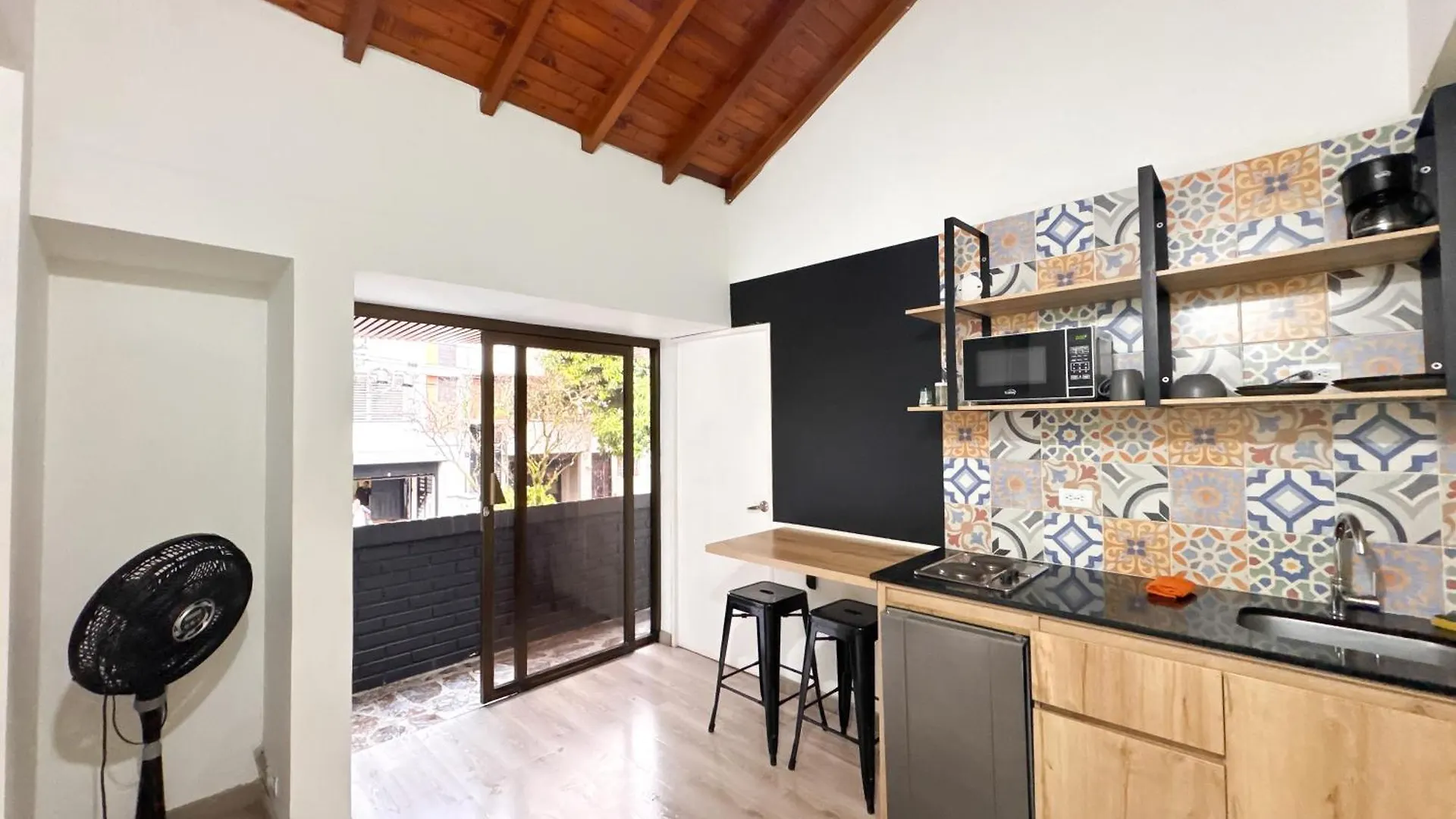 Alojamiento En Apartamento Cerca A Provenza - M203 By Roots Rentals Медельин Колумбия
